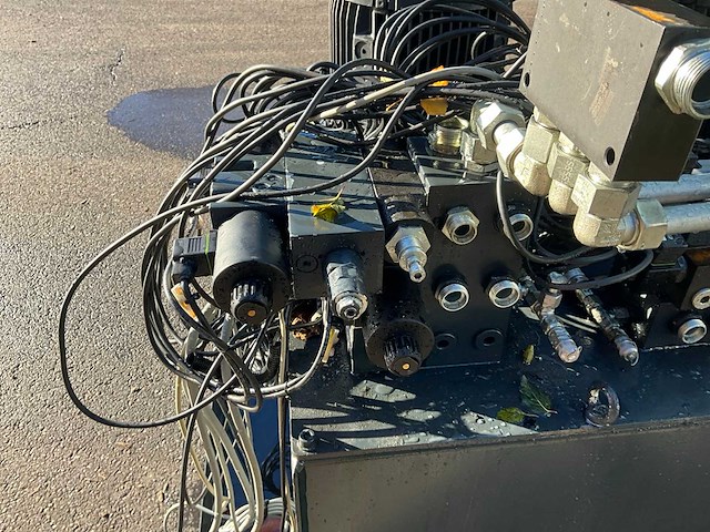 Ontschorsapparaat / debarker - afbeelding 9 van  20