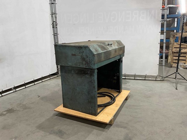 Ontvetterbak - afbeelding 2 van  9