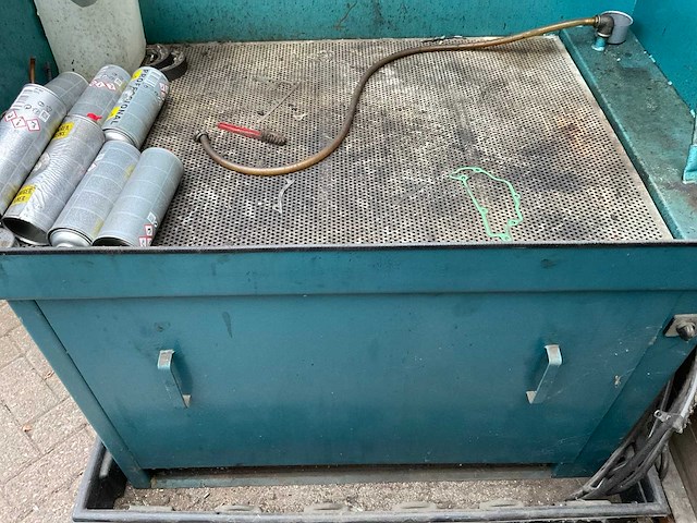 Ontvetterbak - afbeelding 6 van  6