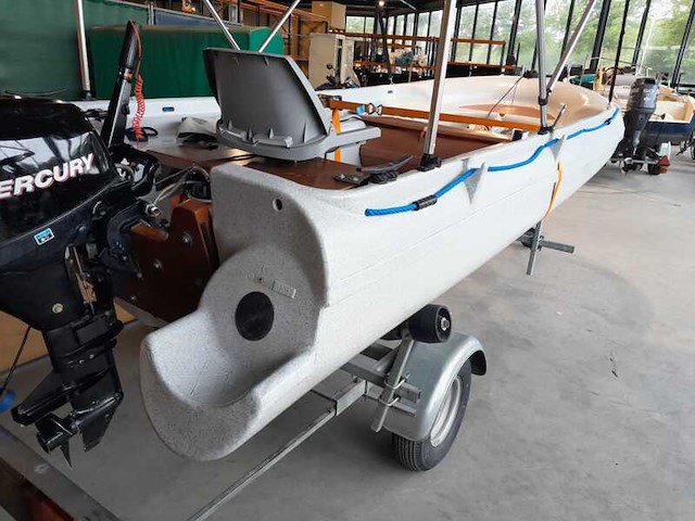 Onzinkbare funyak 390 (secu 13) met bank en visstoel - afbeelding 8 van  15