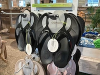 Oofos slippers (38x) - afbeelding 7 van  11