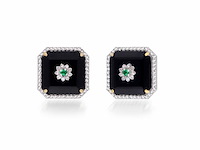 Oorbellen met natuurlijke smaragden, onixen en diamanten