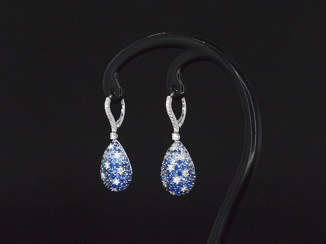 Oorhangers van 18 carats goud met diamanten met groene en blauwe saffieren - afbeelding 5 van  10