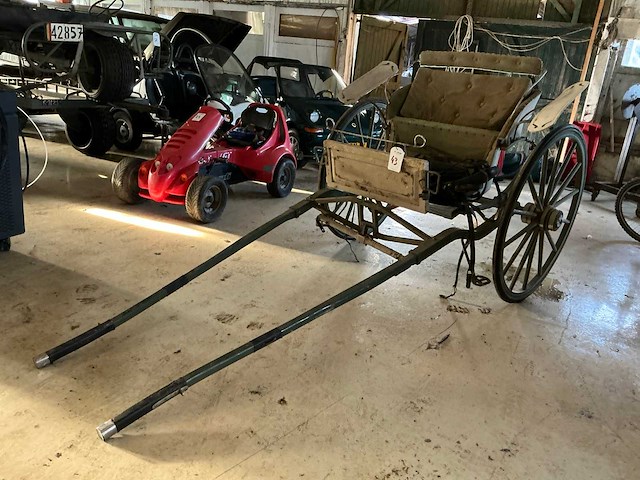 Oostenrijkse sjees paarden koets - afbeelding 1 van  8