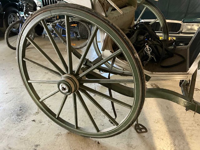 Oostenrijkse sjees paarden koets - afbeelding 7 van  8