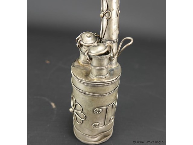 Oosterse tinnen opiumpijp - afbeelding 2 van  5