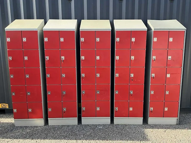 Oostwoud - 10-vaks lockerkast (5x) - afbeelding 1 van  1