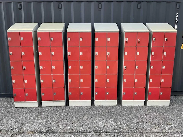 Oostwoud - 10-vaks lockerkast (6x) - afbeelding 1 van  5