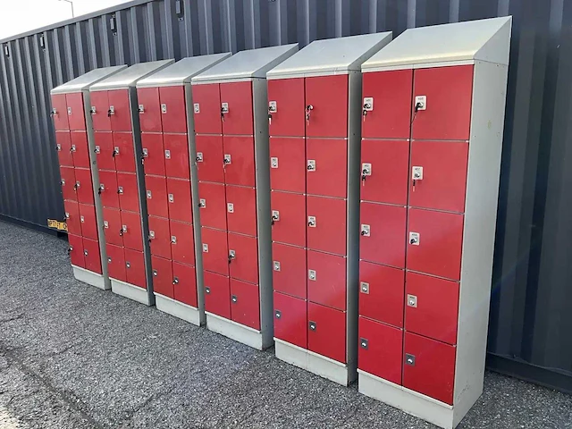 Oostwoud - 10-vaks lockerkast (6x) - afbeelding 2 van  5