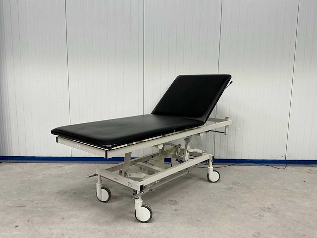 Oostwoud - behandelbank - afbeelding 1 van  2