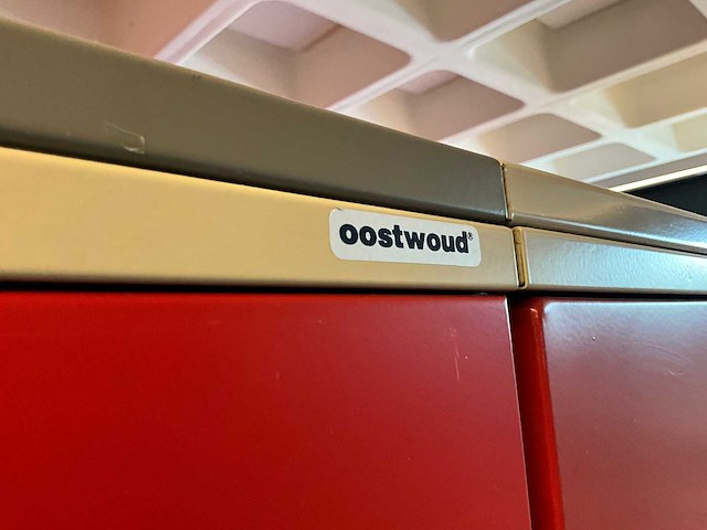 Oostwoud international - dubbelzijdige lockerkast - afbeelding 4 van  4