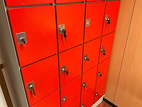 Oostwoud international - lockerkast - afbeelding 2 van  2