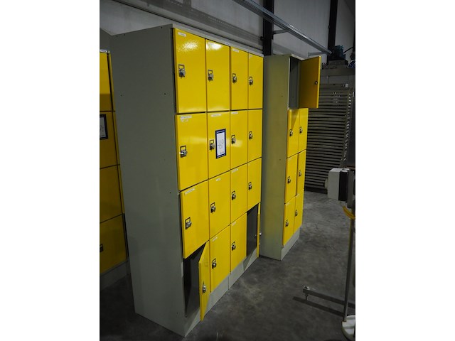 Oostwoud - afbeelding 1 van  3