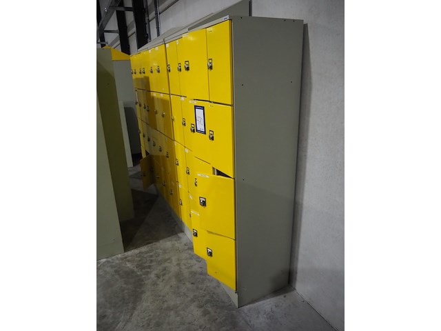 Oostwoud - afbeelding 1 van  3