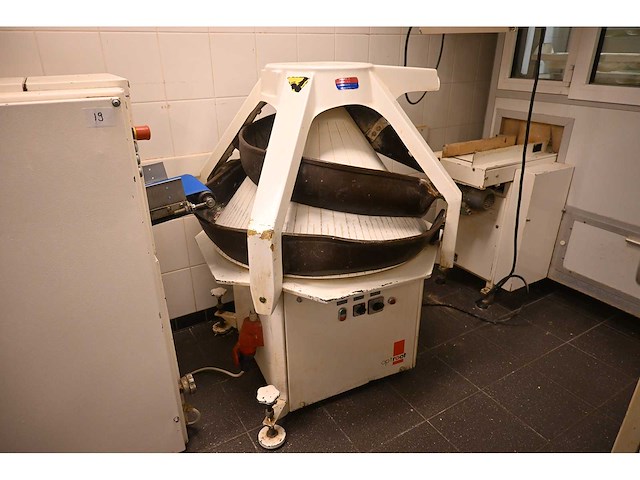 Op ‘t root kob verw opbolmachine - afbeelding 1 van  6