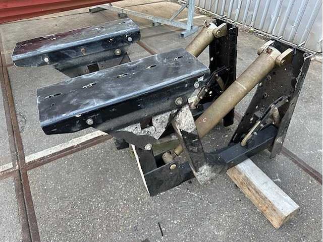 Opacmare - 5232 - hydraulisch zwemplateau - afbeelding 1 van  12