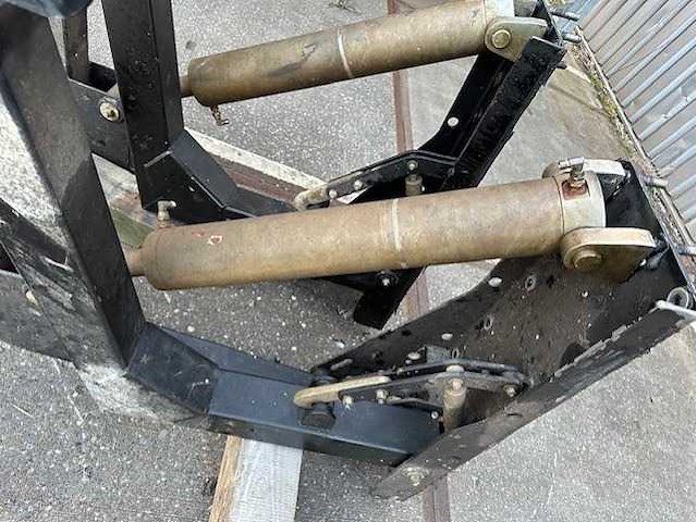 Opacmare - 5232 - hydraulisch zwemplateau - afbeelding 12 van  12