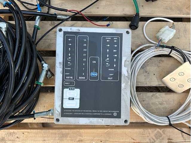 Opacmare - 5232 - hydraulisch zwemplateau - afbeelding 15 van  20