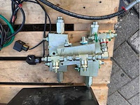 Opacmare - 5232 - hydraulisch zwemplateau - afbeelding 17 van  20