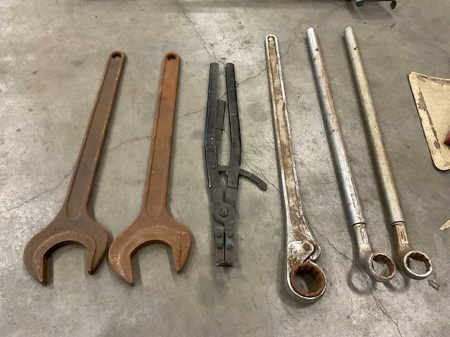 Opbergbak met gereedschap - afbeelding 2 van  4