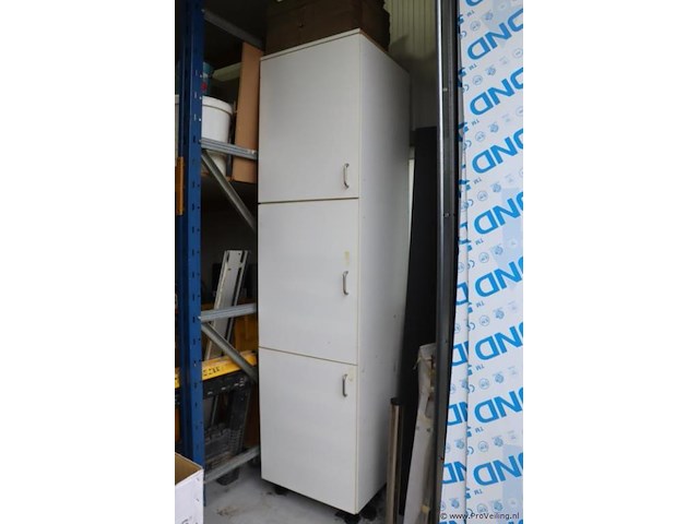 Opbergkast, 3-deurs - afbeelding 1 van  3