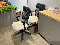 Opbergkast met 2 bureaustoelen - afbeelding 4 van  11