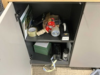 Opbergkast met 2 bureaustoelen - afbeelding 8 van  11