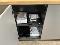 Opbergkast met 2 bureaustoelen - afbeelding 11 van  11