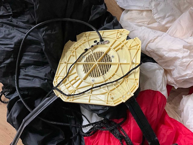 Opblaasbare kerstman - afbeelding 2 van  2