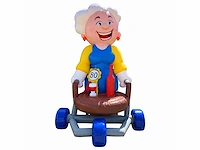 Opblaaspop vrouw rollator 4 meter