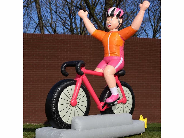 Opblaaspop wielrenner 4 meter - afbeelding 1 van  1
