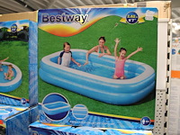 Opblaaszwembad bestway, afm. 262 cm x 175 cm x 51 cm. - afbeelding 1 van  2