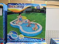 Opblaaszwembad bestway staycation met ingebouwde loungestoel, afm. 279 cm x 234 cm x 48 cm. - afbeelding 1 van  2
