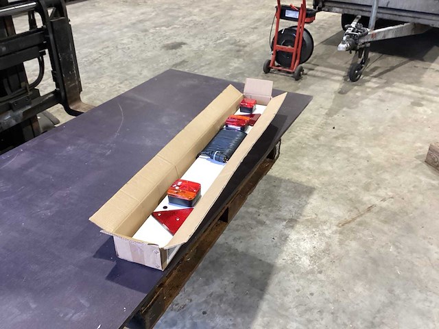 Opbouw aanhangwagen lichtbalk - afbeelding 6 van  6