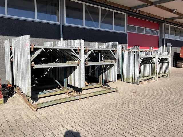 Opbouw steigerdelen - afbeelding 1 van  11