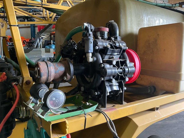 Opbouw veldspuitmachine - afbeelding 3 van  19