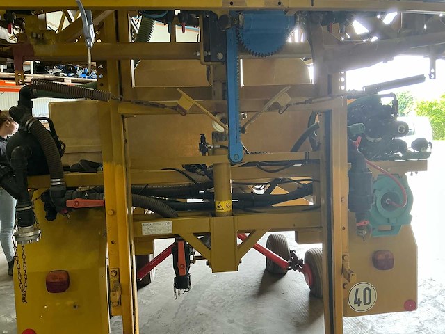 Opbouw veldspuitmachine - afbeelding 6 van  19