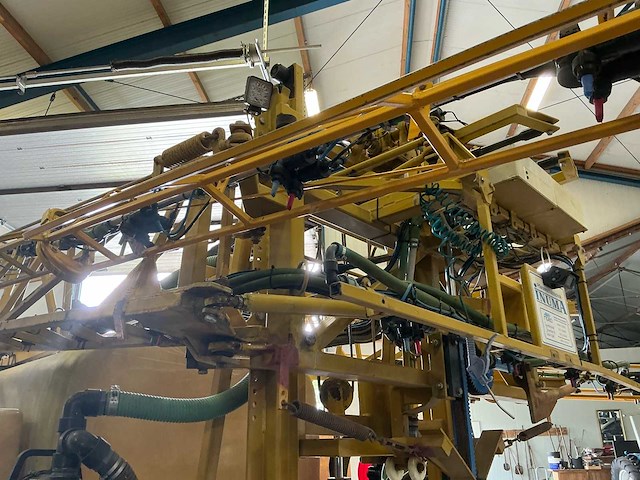 Opbouw veldspuitmachine - afbeelding 9 van  19
