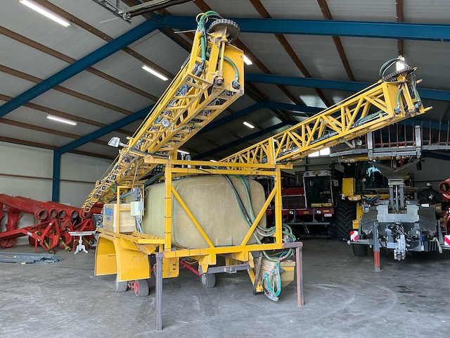Opbouw veldspuitmachine - afbeelding 19 van  19