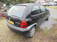 Opel - 1999 - corsa - 1.2i-16v centennial - xr-pf-28 - afbeelding 3 van  9