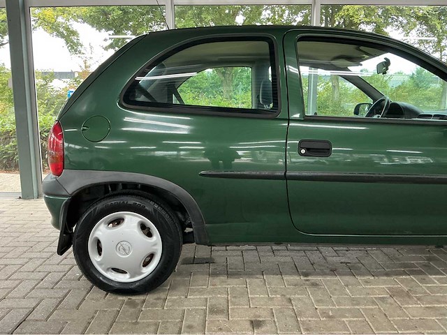 Opel - 1999 - corsa - 1.2i-16v strada - personenauto - afbeelding 2 van  30