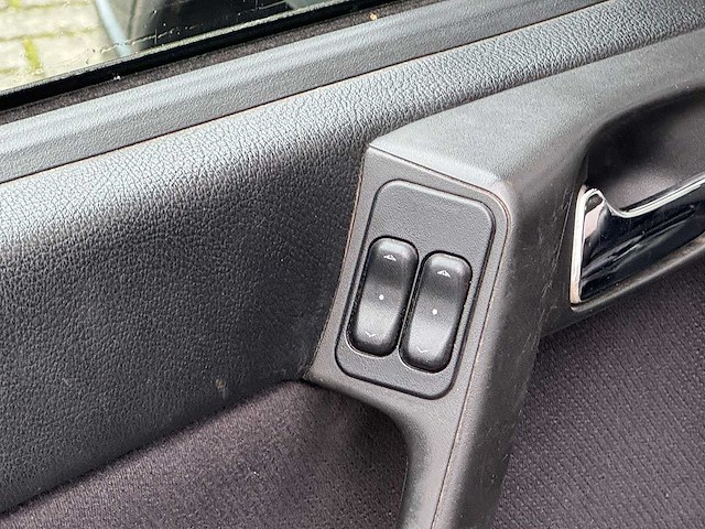 Opel - 2000 - astra - 1.6 club - 76-fh-bk - afbeelding 3 van  12