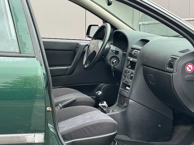 Opel - 2000 - astra - 1.6 club - 76-fh-bk - afbeelding 4 van  12