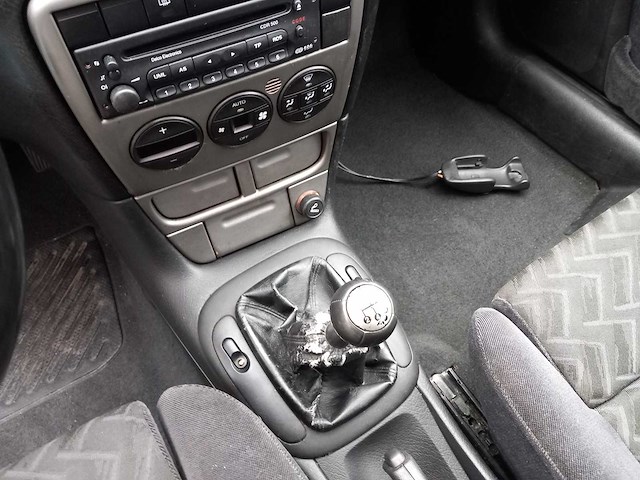 Opel - 2000 - vectra wagon - 2.5 v6 sport edition ii - personenauto - afbeelding 2 van  19