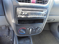Opel - 2001 - corsa - 1.2-16v comfort - 23-hs-rb - afbeelding 10 van  11