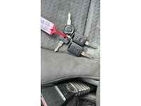 Opel - 2002 - corsa - 1.2-16v comfort - 83-skd-1 - afbeelding 3 van  12