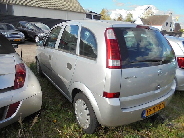 Opel - 2003 - meriva - 1.6-16v essentia - 19-nd-dd - afbeelding 2 van  13