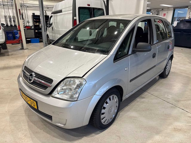 Opel - 2003 - meriva - 1.6-16v essentia automaat - 19-nd-dd - afbeelding 1 van  11