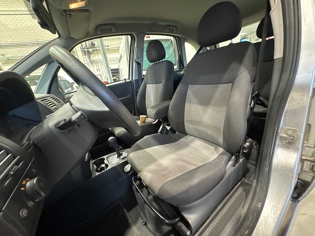 Opel - 2003 - meriva - 1.6-16v essentia automaat - 19-nd-dd - afbeelding 9 van  11