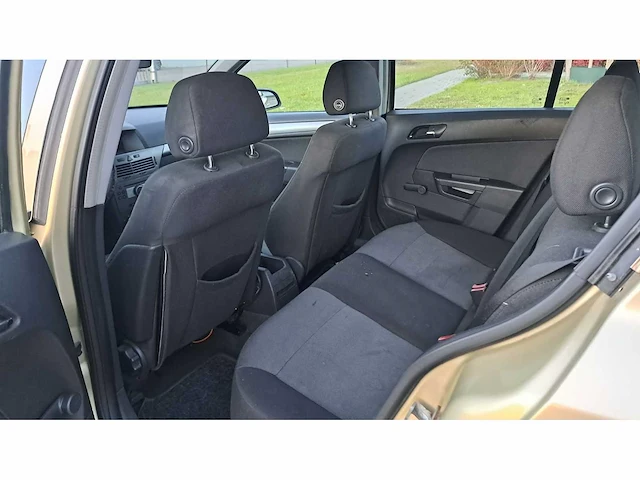 Opel - 2004 - astra - 1.4 enjoy - 23-pk-gf - afbeelding 7 van  9